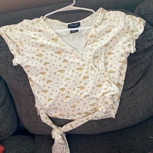 Soho girls floral crop top, able to tie